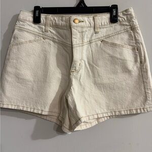 Universal Thread Women's Cream Jean Shorts